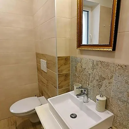 Matzo Hotel